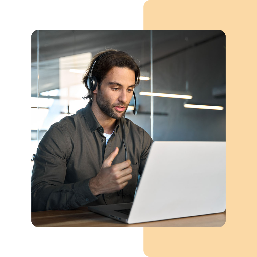 Image of an IT support professional talking on a headset